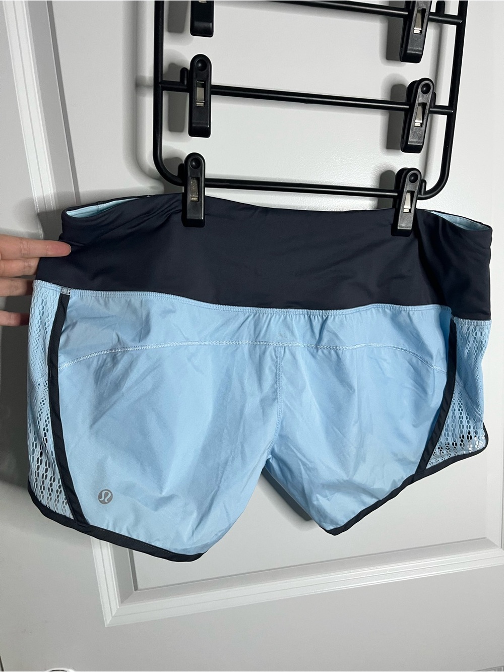Lululemon Run Sun Sprinter Shorts Sz 12 NWT Moisture Wicking Stretch Mesh Pocket